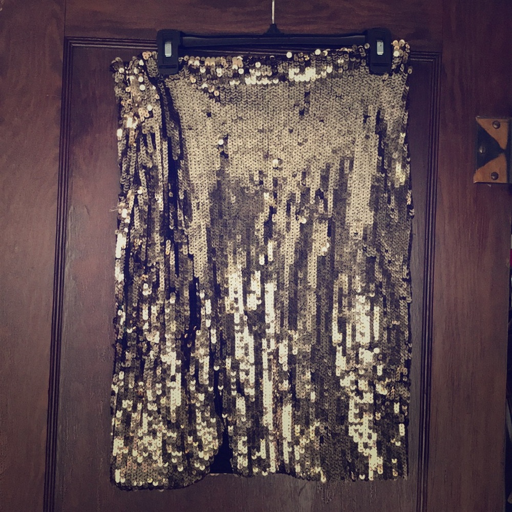 Gold Sequin pencil skirt with side slit